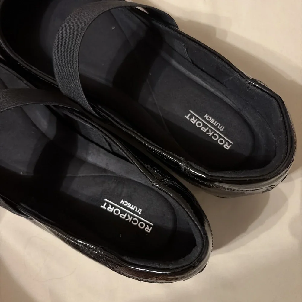 NIB Rockport Aver 9.5 W Wide Mary Jane Flats Black Patent Leather Slip On Shoes